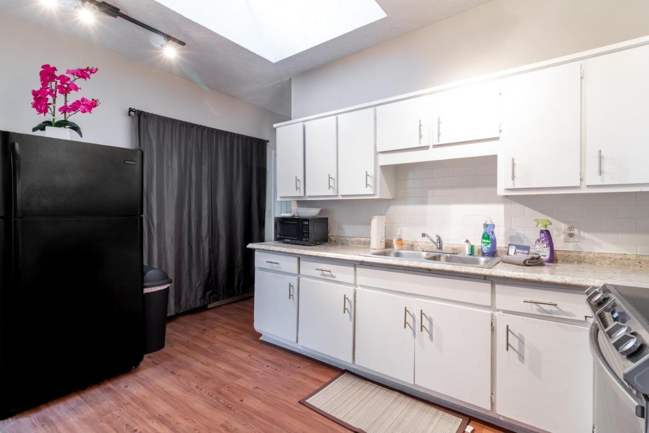 Sunny Sweetheart-Front Apartment Near Riverwalk Калъмбъс Екстериор снимка